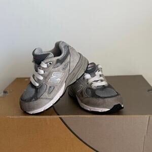 New Balance 990 Grey/White Toddler Sneakers - SZ 5 C